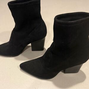 Donald J. Pliner Black Heeled Boots